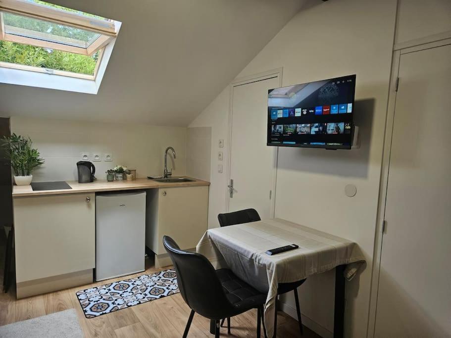 Studio Proximite Gare Ligne H Taverny Dış mekan fotoğraf